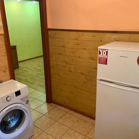 Апартаменти з усіма зручностями Черновцы Экстерьер фото